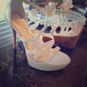 Jessica Simpson heels